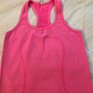 Lululemon hot pink tank!